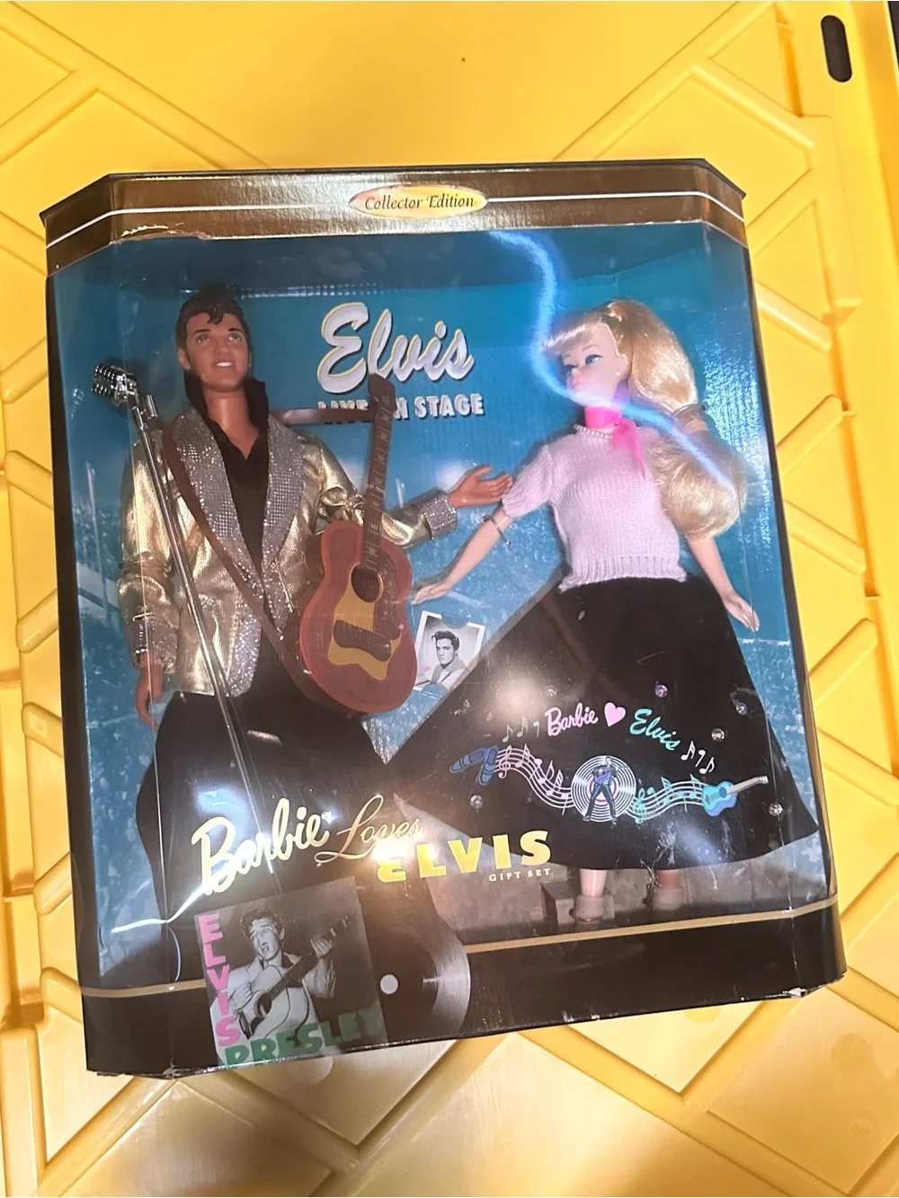 Vintage 1996 Barbie Loves Elvis Gift Set Collector Edition Mattel Dolls